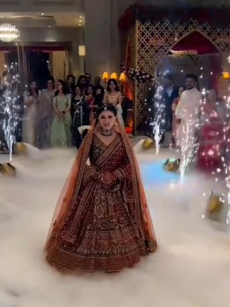 ganpatievents. bridal-entry-decoration